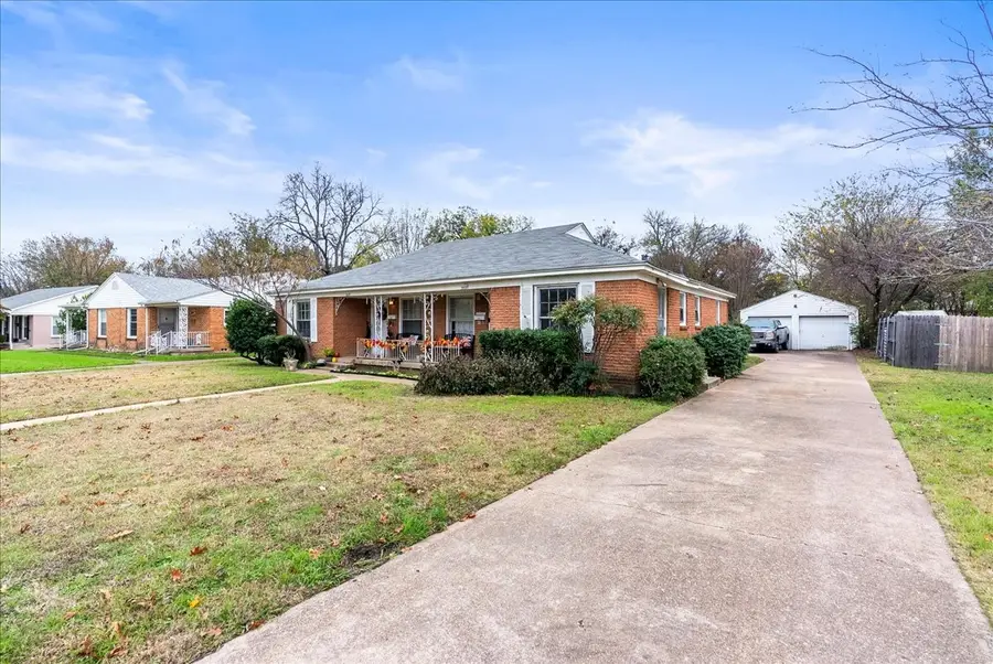 3537 Rashti Court, Fort Worth, TX 76109 - Image #3