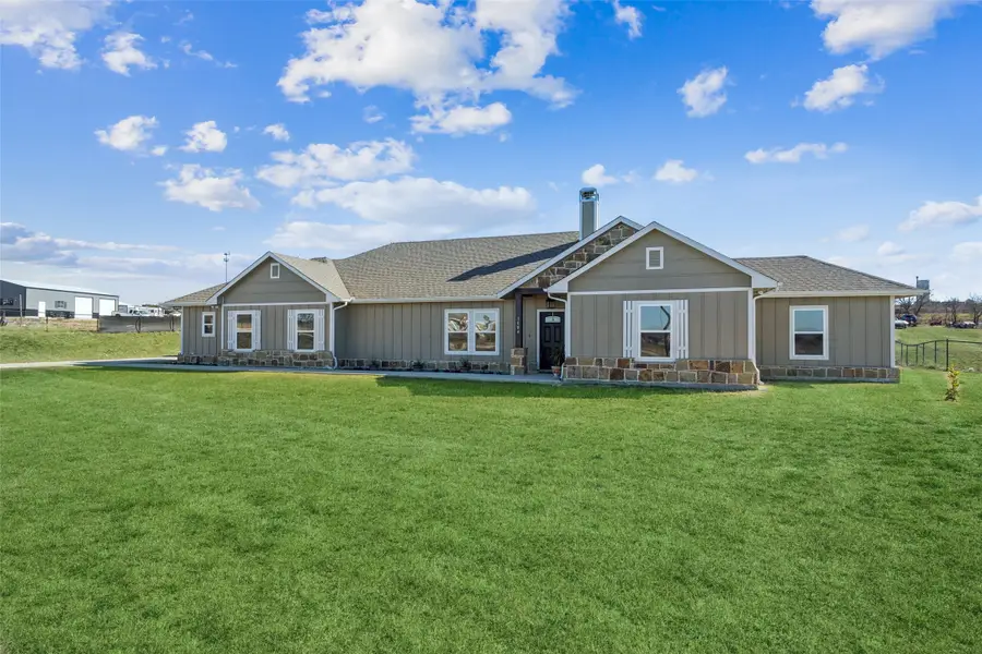 1084 Justin Drive, Springtown, TX 76082 - #2