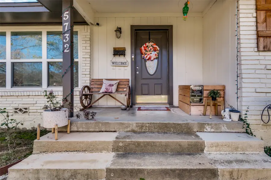 5732 Monterrey Drive, Fort Worth, TX 76112 - Image #2