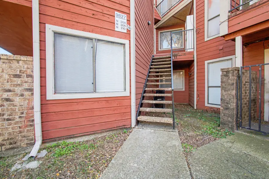 9827 Walnut Street #210, Dallas, TX 75243 - Image #2