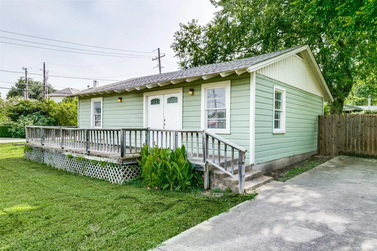 10376 Bel Aire Drive, Dallas, TX 75218 - Image #1