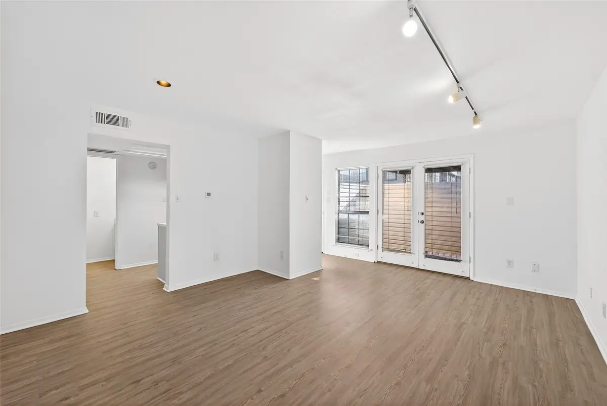 4338 Hartford Street #7, Dallas, TX 75219 - Image #1