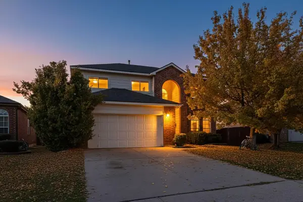 1117 Indian Trail Court, Roanoke, TX 76262