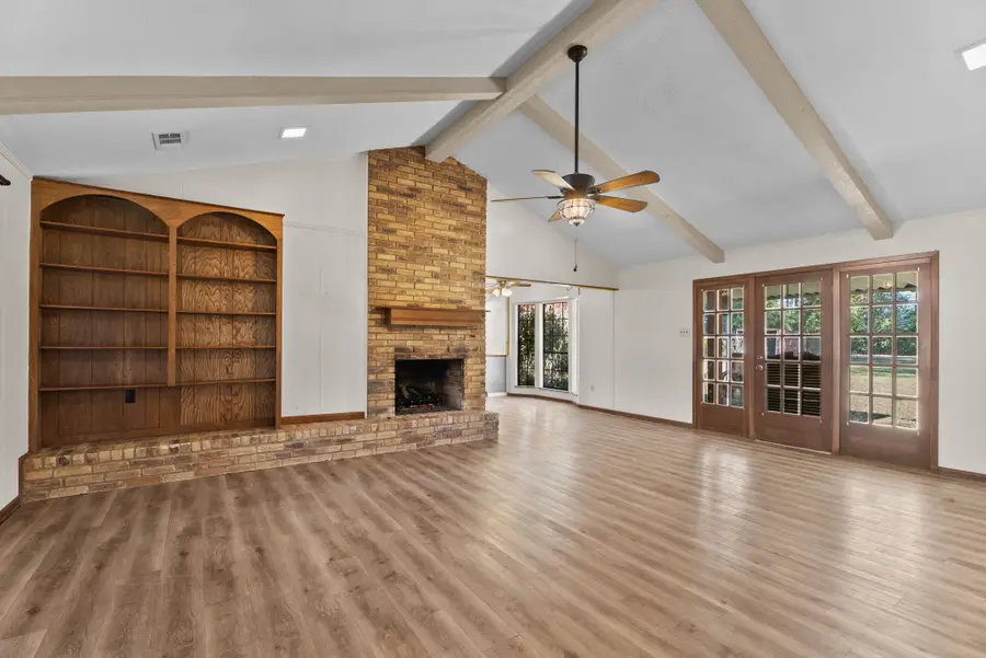 2671 Pineview Drive, Tyler, TX 75704 - Image #2