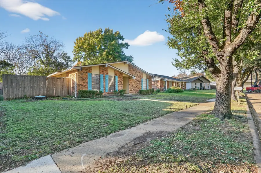 2701 Emberwood Drive, Garland, TX 75043 - Image #3