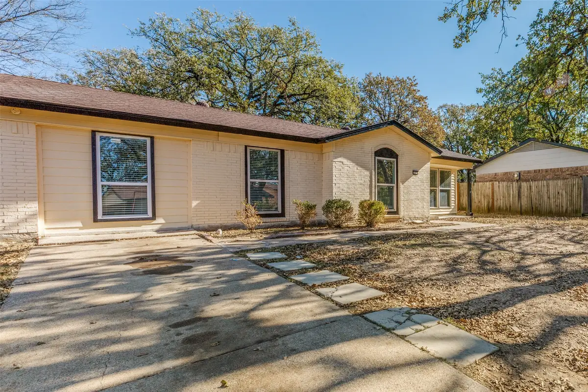 3104 Forestdale Lane, Balch Springs, TX 75180 - Image #1