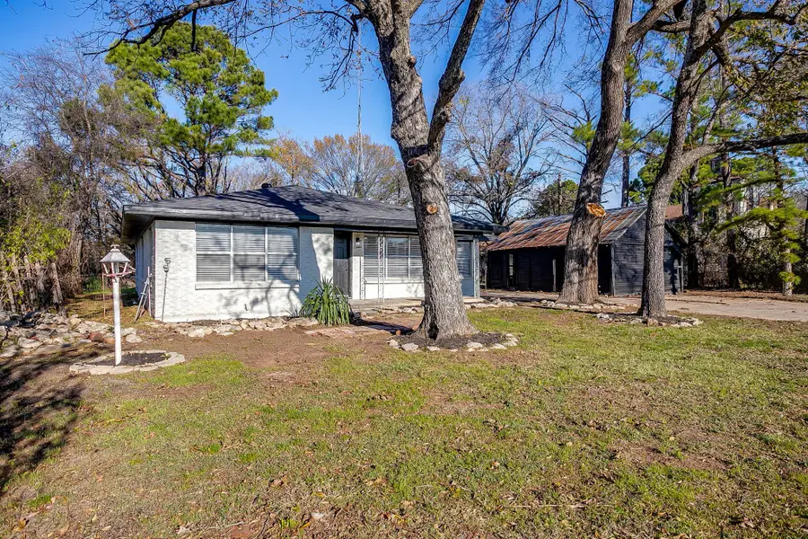 1501 E Henderson Street, Cleburne, TX 76031 - #3