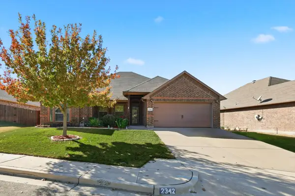2342 Trace Ridge Drive, Weatherford, TX 76087