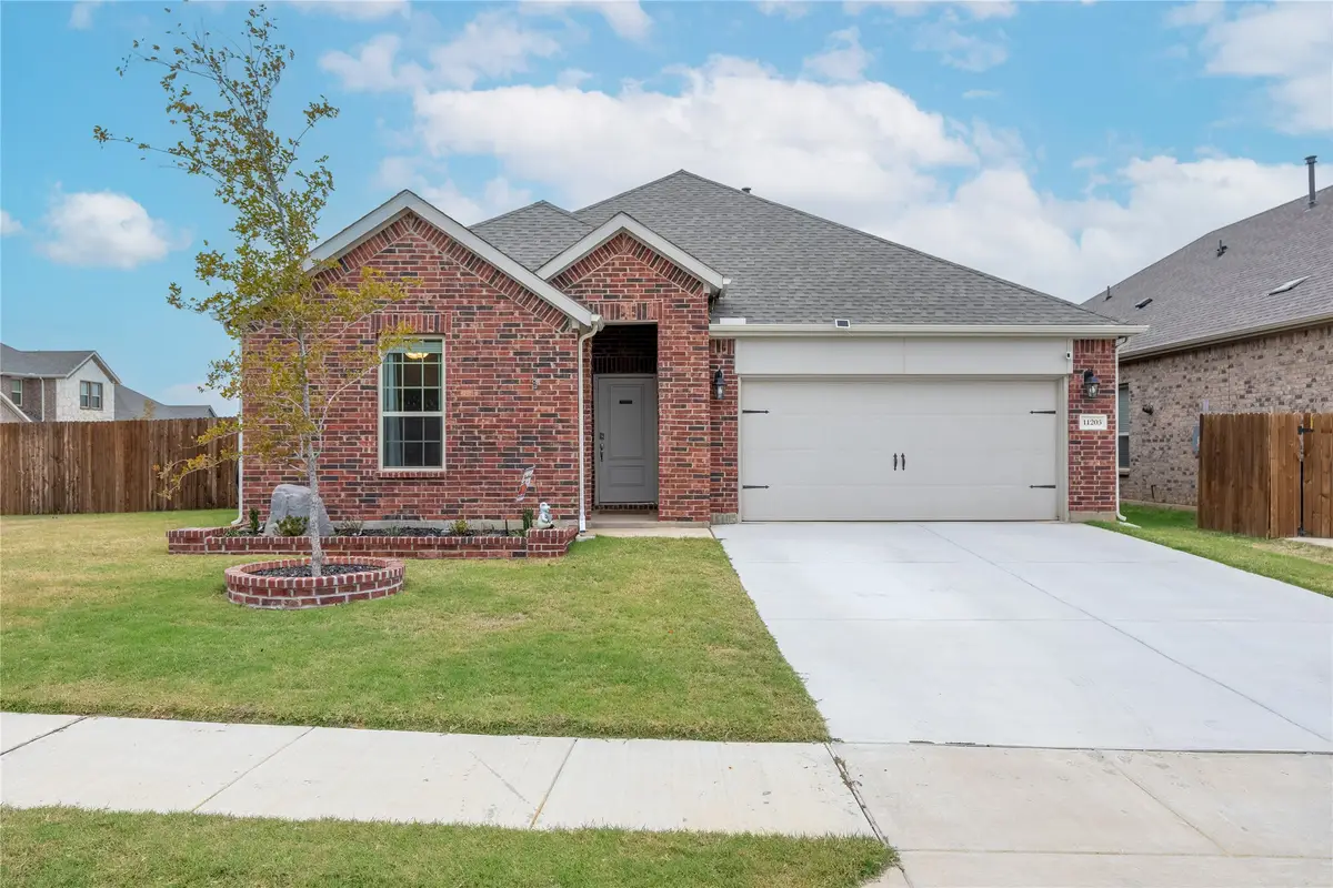 11203 Hawks Landing Drive, Aubrey, TX 76227 - Image #1