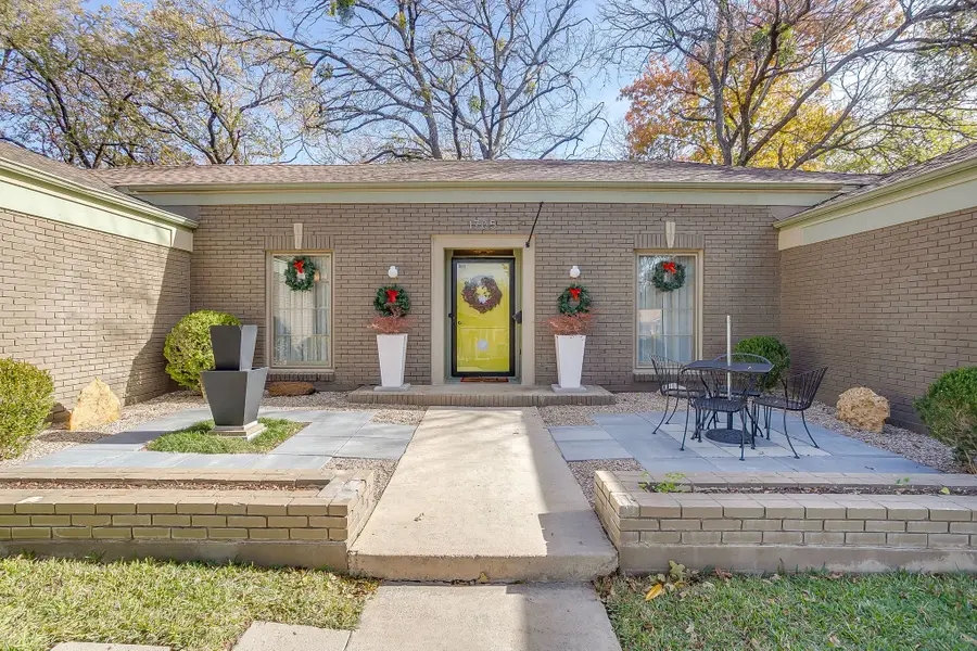 1705 Watson Street, Fort Worth, TX 76103 - Image #3