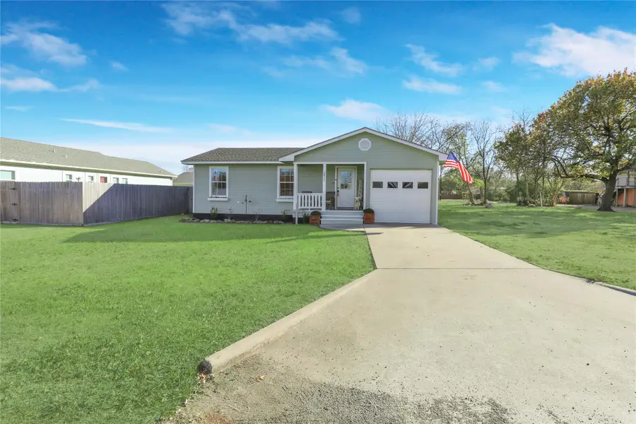 271 E Houston Street, Van Alstyne, TX 75495 - Image #2
