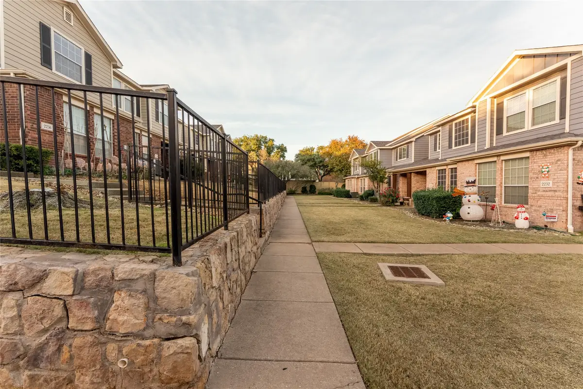 2252 Stoneleigh Place, McKinney, TX 75071 - Image #1