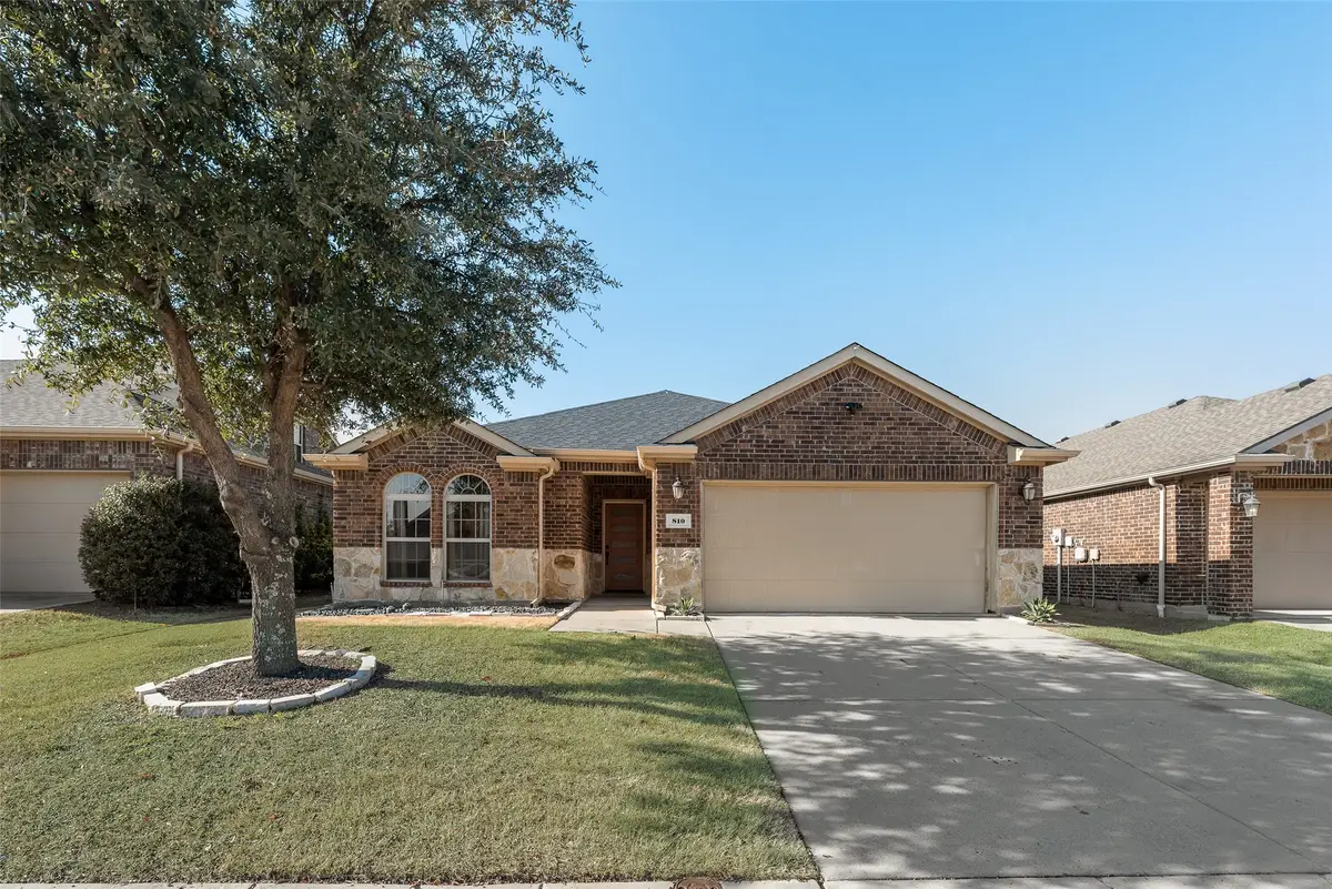 810 English Ivy Drive, Pilot Point Aubrey, TX 76227 - Image #1