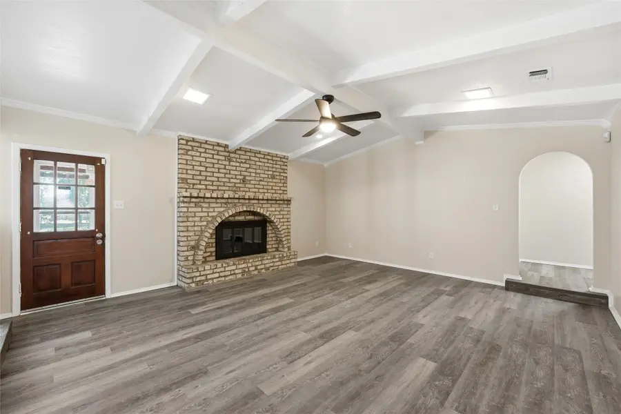 211 Opal Street, Hewitt, TX 76643 - Image #3