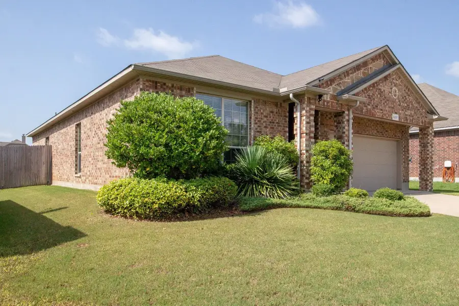 3237 Buckthorn Lane, Denton, TX 76226 - Image #2