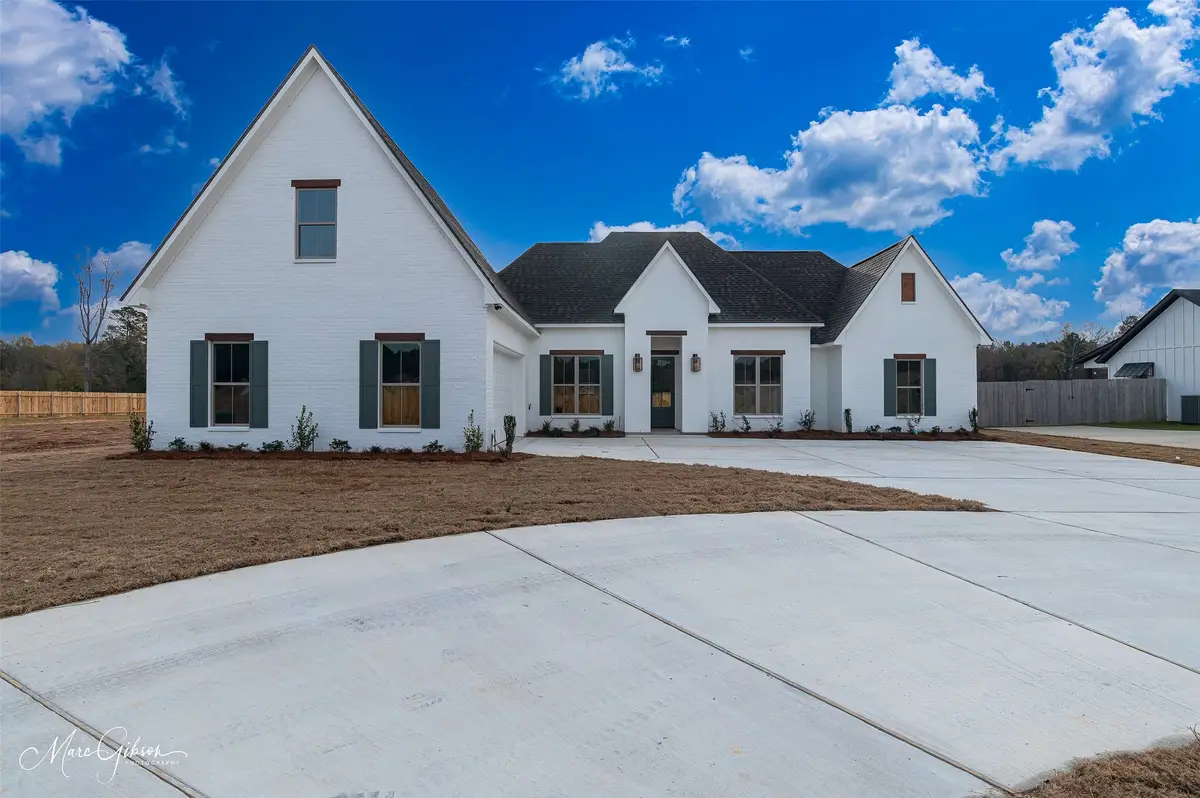 175 Sitka Loop, Haughton, LA 71037 - Image #1