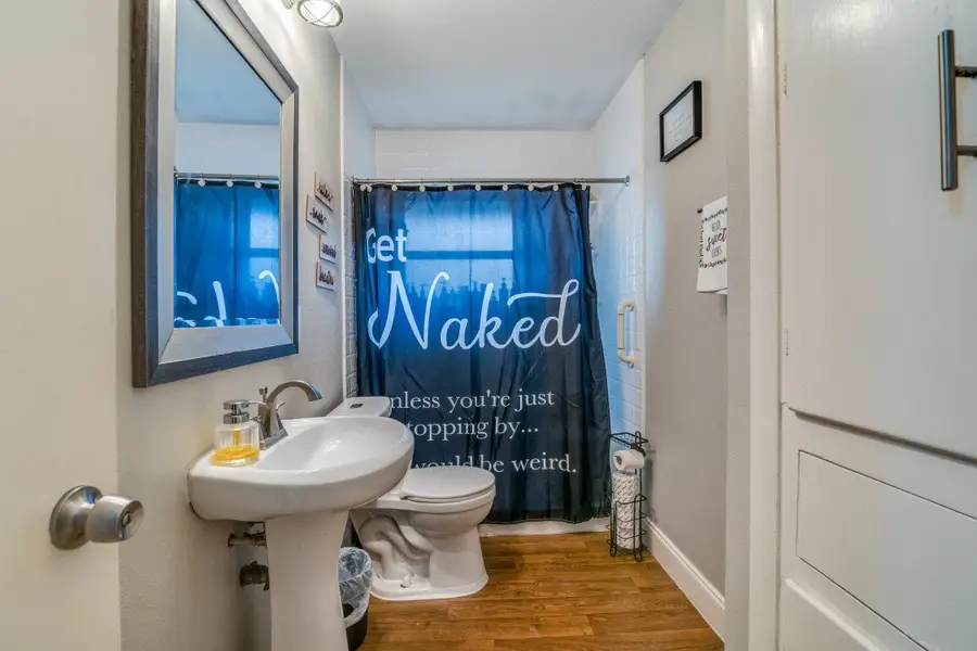 3834 Emerald Drive, Mesquite, TX 75150 - Image #2