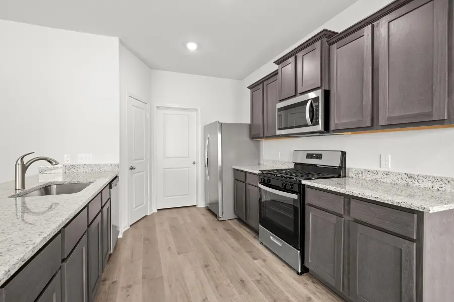 9652 Stranton Drive, Fort Worth, TX 76140 - Image #2