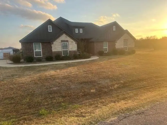 5211 County Road 3228, Lone Oak, TX 75453 - Image #1