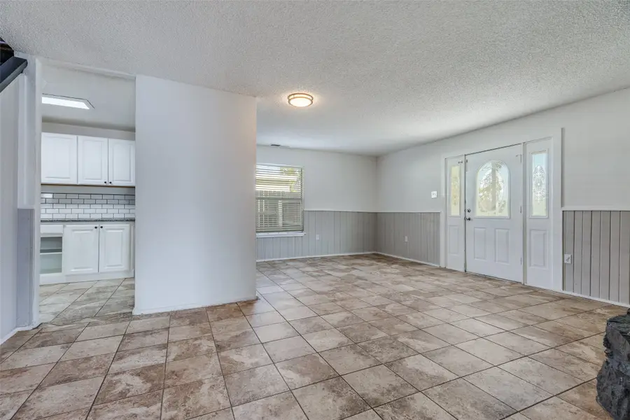 1921 Pelican Drive N, Pelican Bay, TX 76020 - Image #3