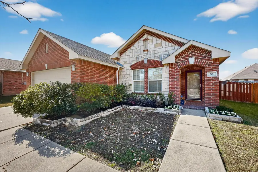303 Laurel Lane, Fate, TX 75087 - Image #2