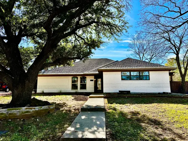 101 Middlefield Drive, Pottsboro, TX 75076