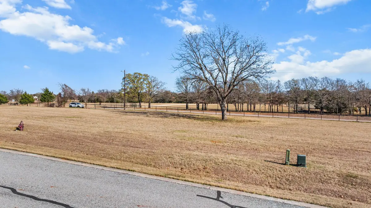 273 Toscana Circle, Gordonville, TX 76245 - Image #1