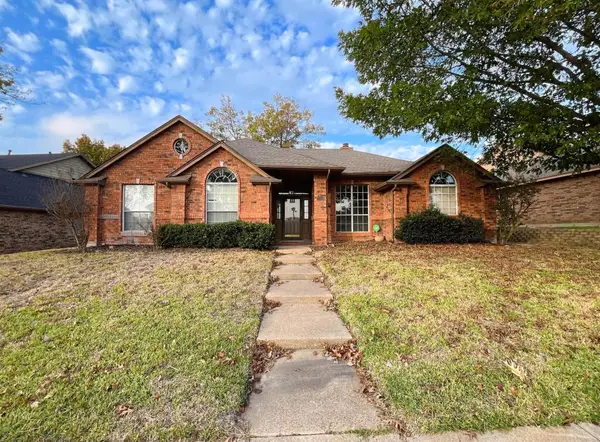 1513 Columbus Drive, Rowlett, TX 75089