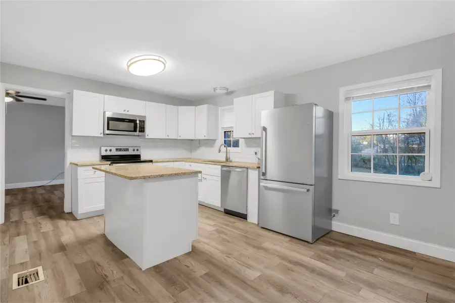 422 Stone Street, Mineola, TX 75773 - Image #2