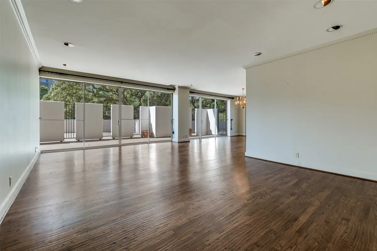 3601 Turtle Creek Boulevard #T3, Dallas, TX 75219 - Image #1