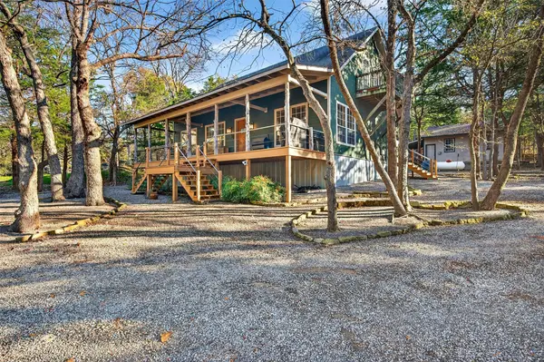 100 Bluebonnet Circle, Denison, TX 75020