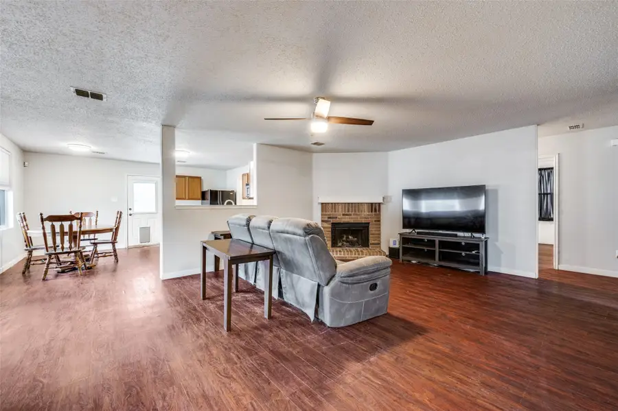 1709 Silverwood Lane, Little Elm, TX 75068 - Image #3