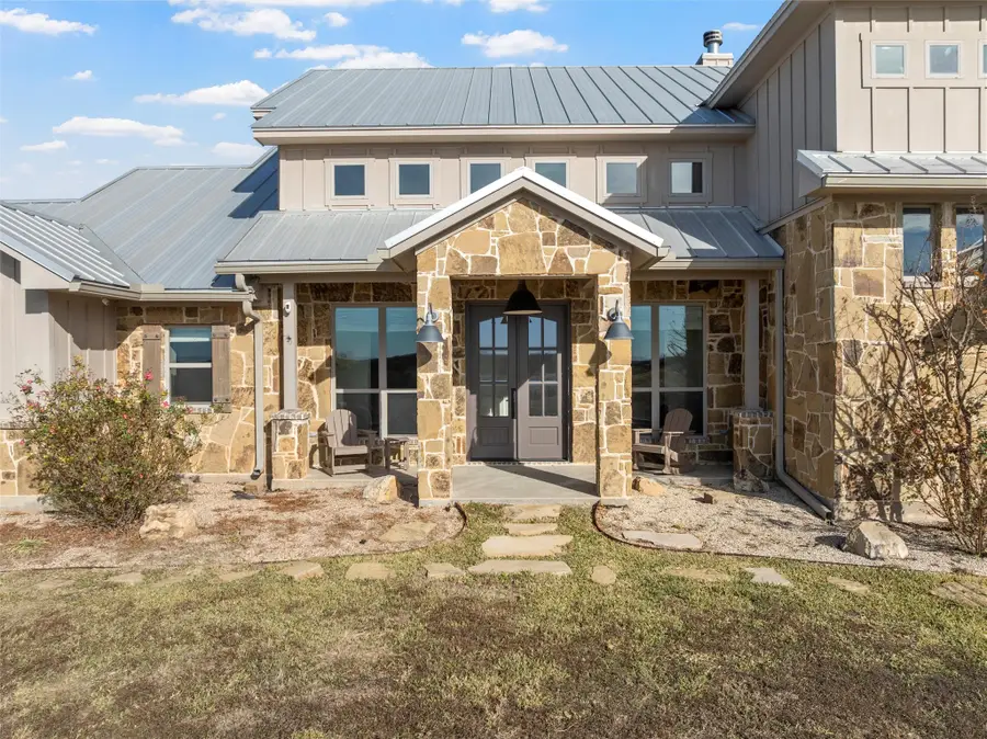 2565 Heritage Parkway, Axtell, TX 76624 - Image #3