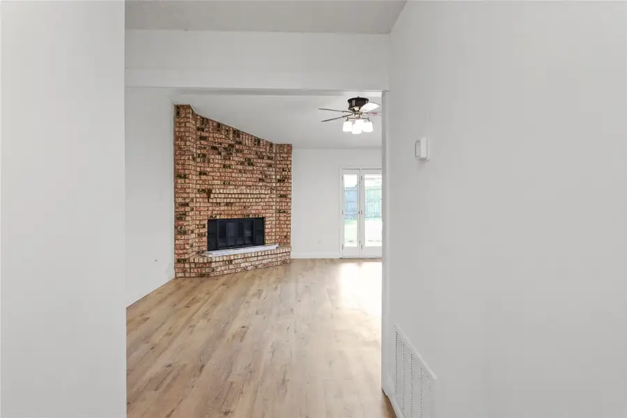 10129 Buffalo Grove Road, Fort Worth, TX 76108 - Image #3