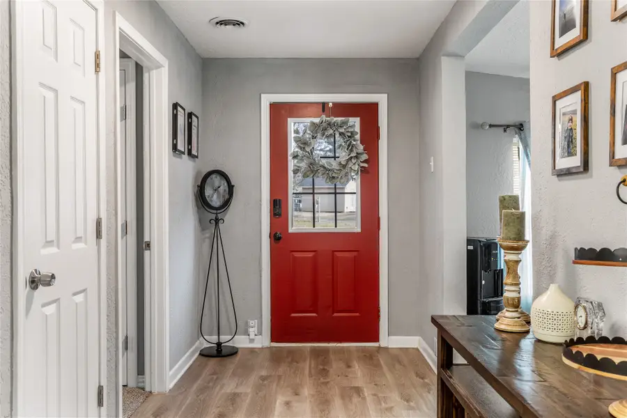 929 Paradise Cove Road, Pottsboro, TX 75076 - Image #3