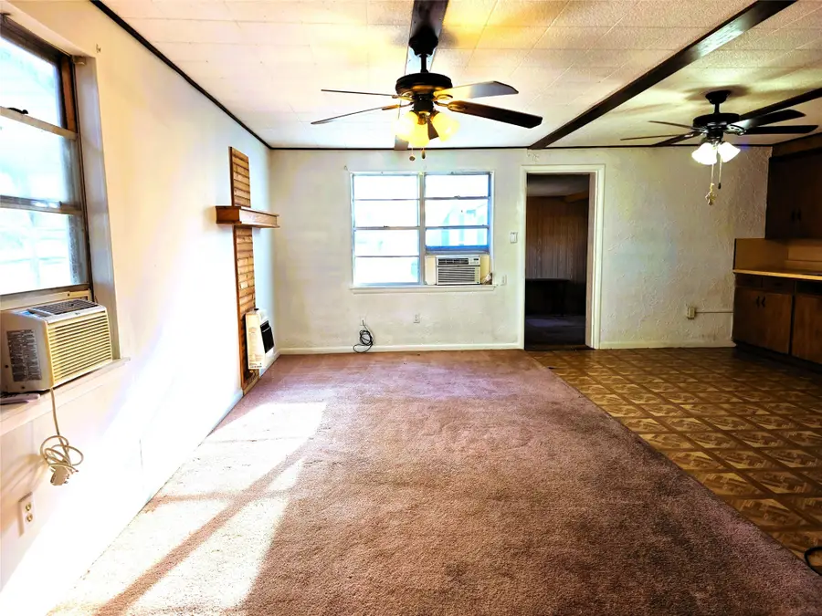 6902 Turner Drive, Brownwood, TX 76801 - Image #2