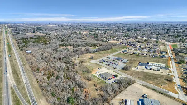 3015 Ridge Drive, Denison, TX 75020