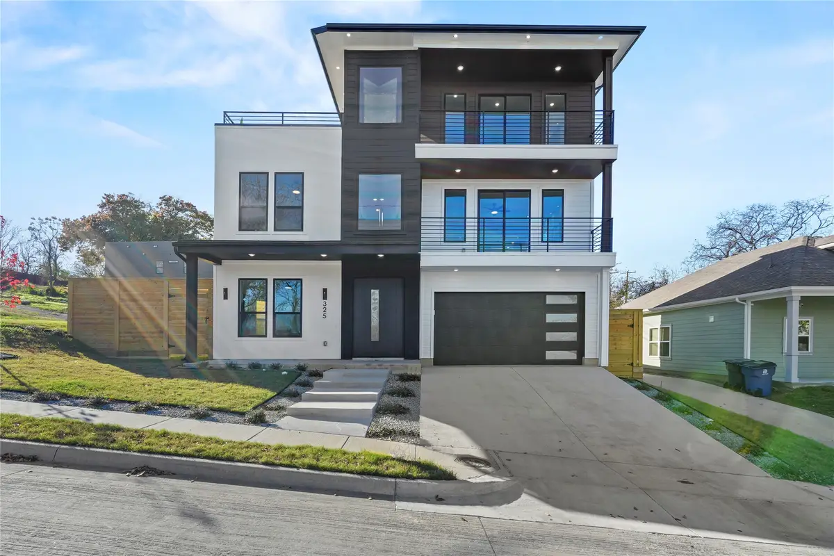 325 N Moore, Dallas, TX 75203 - Image #1