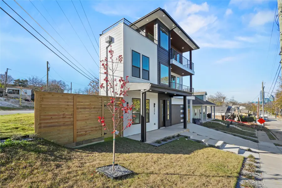 325 N Moore, Dallas, TX 75203 - Image #2
