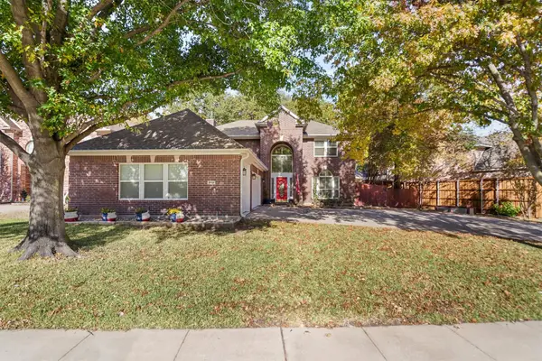 2112 Beechwood Lane, Flower Mound, TX 75028