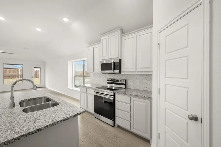 4532 Lyre Leaf Drive, Fort Worth, TX 76036 - Image #2