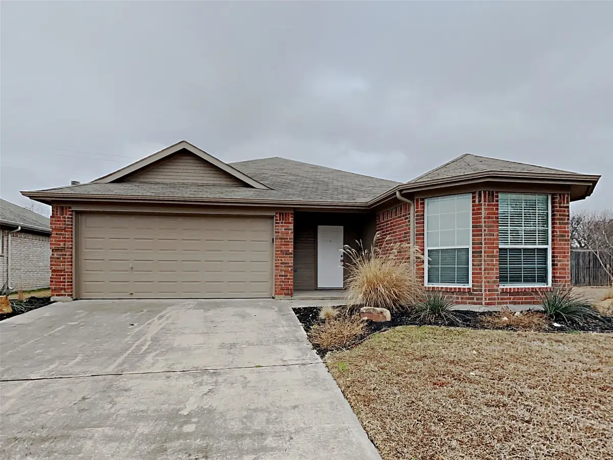 10545 Splitridge Court, Fort Worth, TX 76108 - Image #1