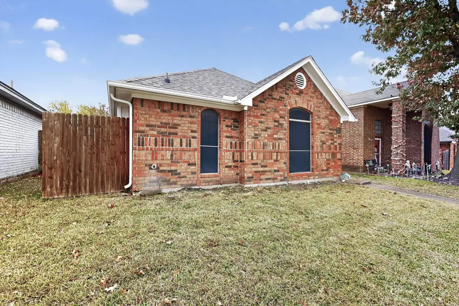 1642 Hancock Drive, Mesquite, TX 75149 - Image #3