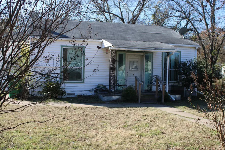 304 E Criddle Street, Waxahachie, TX 75165 - Image #3