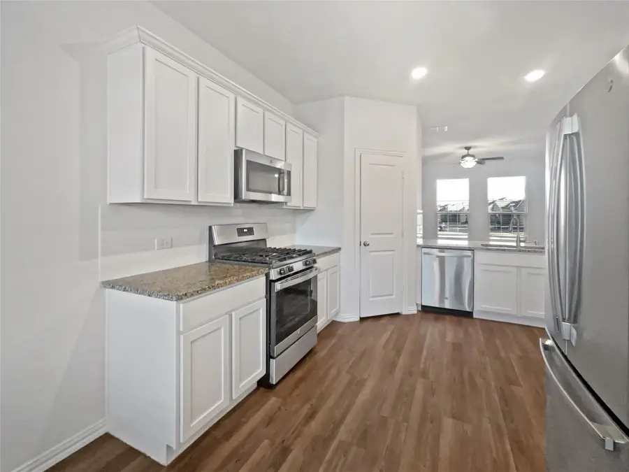 1009 Mesquite Lane, Princeton, TX 75407 - Image #2