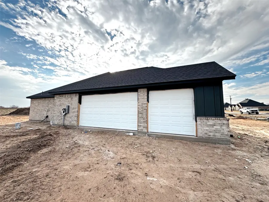 1016 Katie Court, Reno, TX 76020 - #2