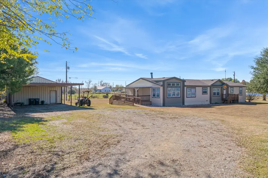 289 Pvt Rd 8303, Ben Wheeler, TX 75754 - Image #2