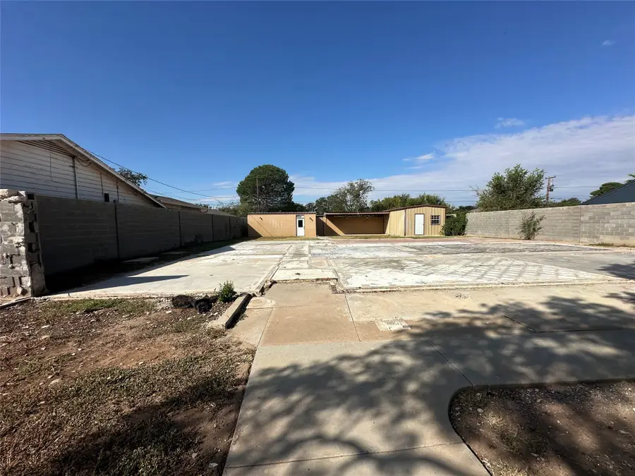 2003 Huntington Street, Midland, TX 79605 - Image #2