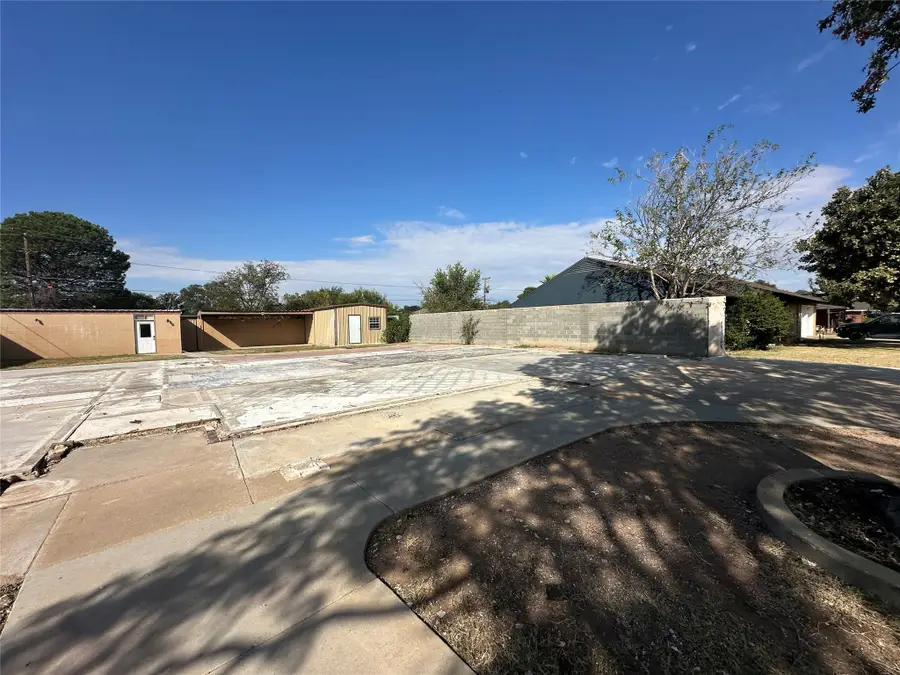 2003 Huntington Street, Midland, TX 79605 - Image #3