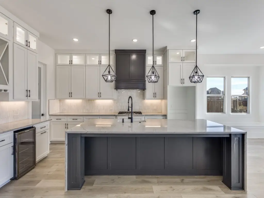 117 Chisolm Trail, Pottsboro, TX 75076 - Image #1